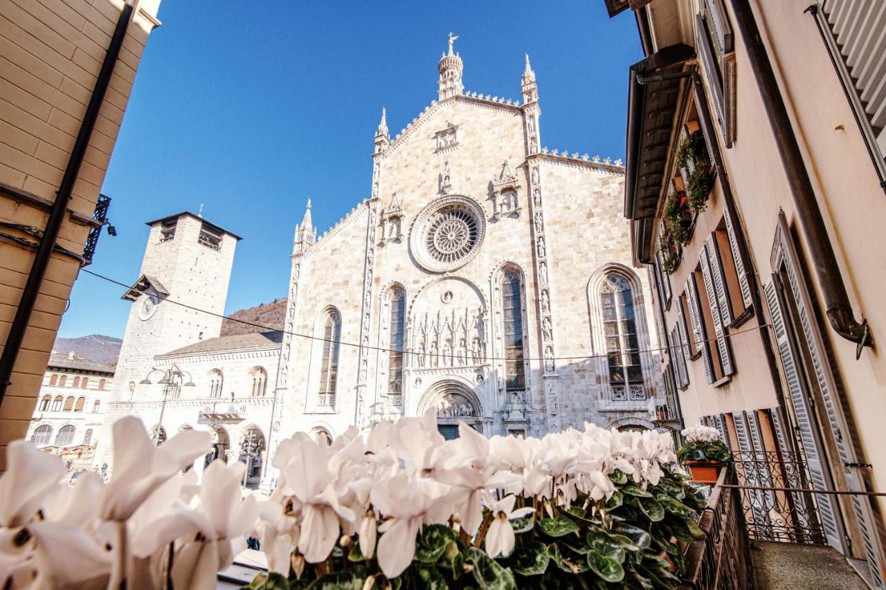 Апартаменты La Finestra Sul Duomo - The House Of Travelers Комо Экстерьер фото