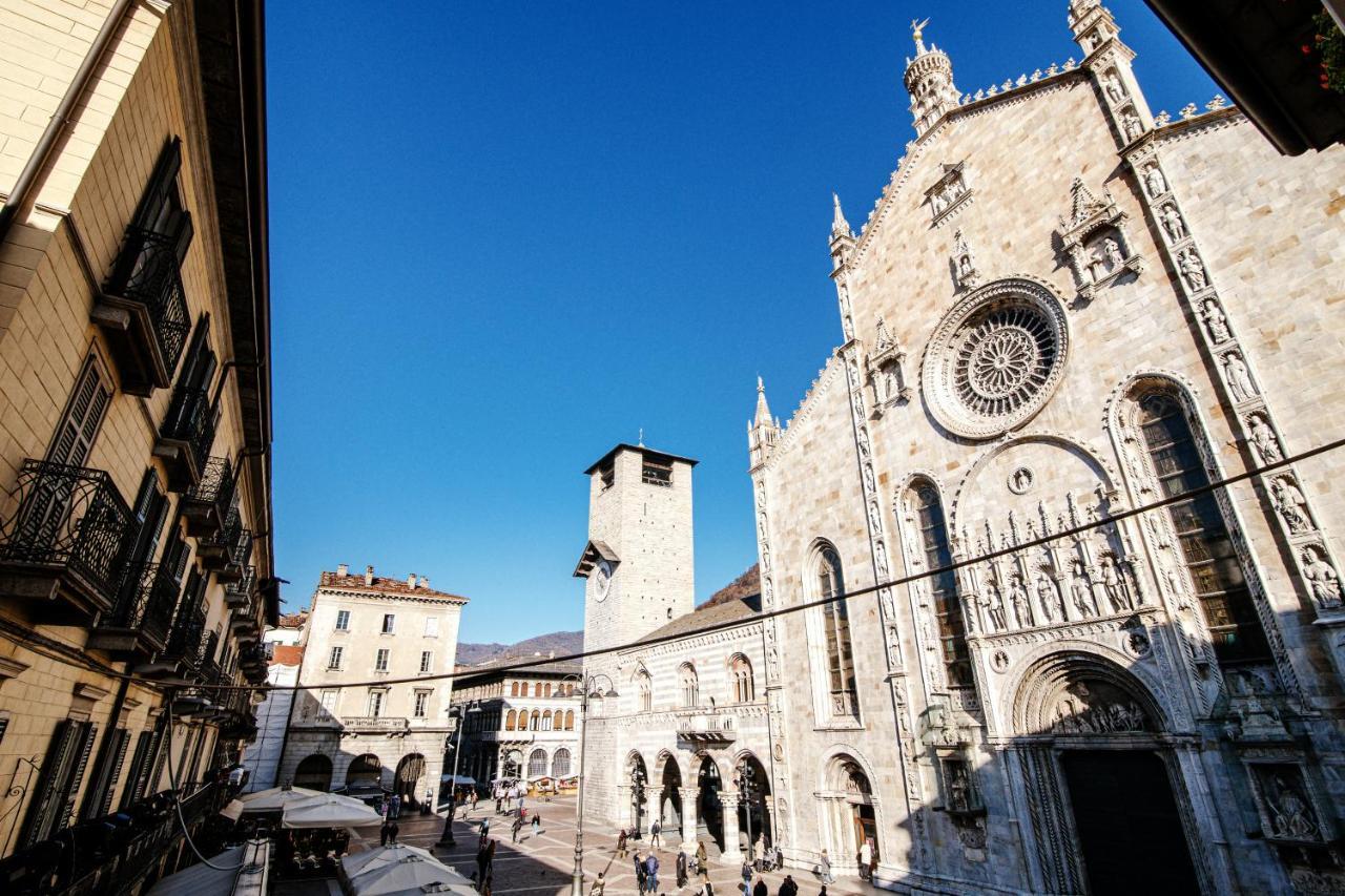 Апартаменты La Finestra Sul Duomo - The House Of Travelers Комо Экстерьер фото